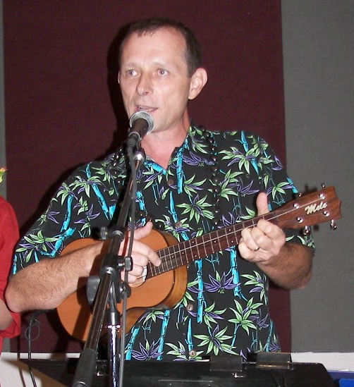 Mike Bonnice playing ukulele