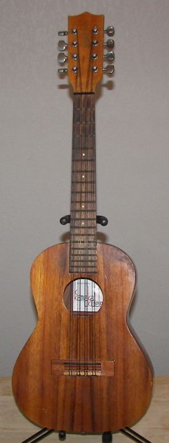 Kamaka eight-string tenor ukulele with a pickup